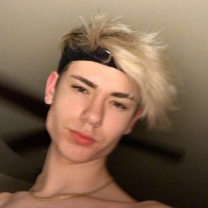 Meet your Posher, Dillion